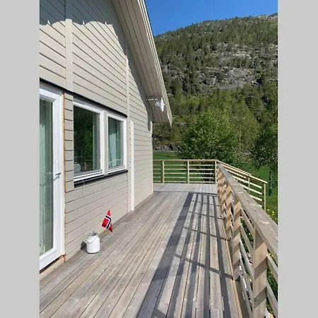 Tatil Evi Efjord And Stetind - Kobbernestinden *