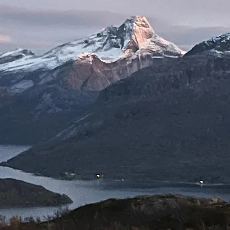 Feriehus Efjord&stetind - Kobbernestinden