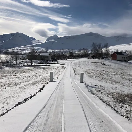 Feriehus Efjord&stetind - Kobbernestinden Ballangen