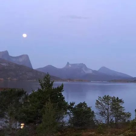 Efjord And Stetind - Kobbernestinden Holiday home Ballangen