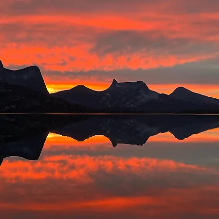 Efjord And Stetind - Kobbernestinden *