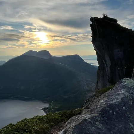 Efjord And Stetind - Kobbernestinden Ballangen
