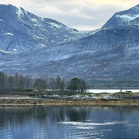 Holiday home Efjord And Stetind - Kobbernestinden