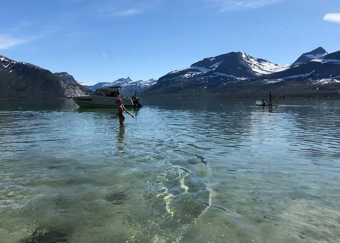 Nyaraló Efjord And Stetind - Kobbernestinden